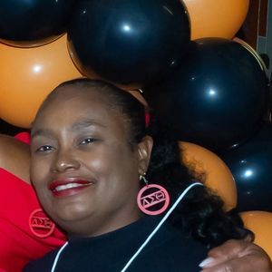 Meet your Posher, Vernita